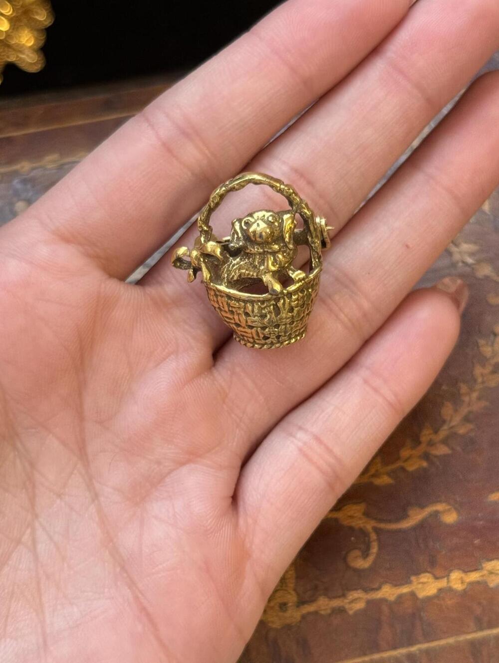 Vintage Dog & wicker basket Brooch